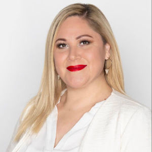 Meet your Posher, Leslie